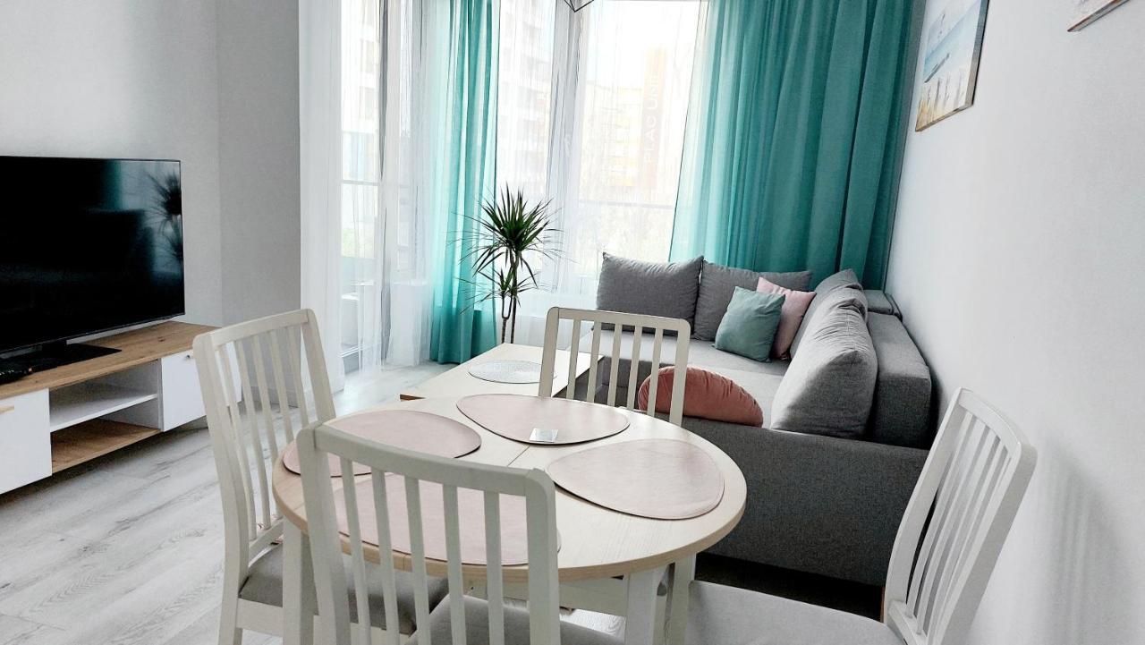 Apartament Morza Szum - Plac Unii- Parking Gdynia Bagian luar foto